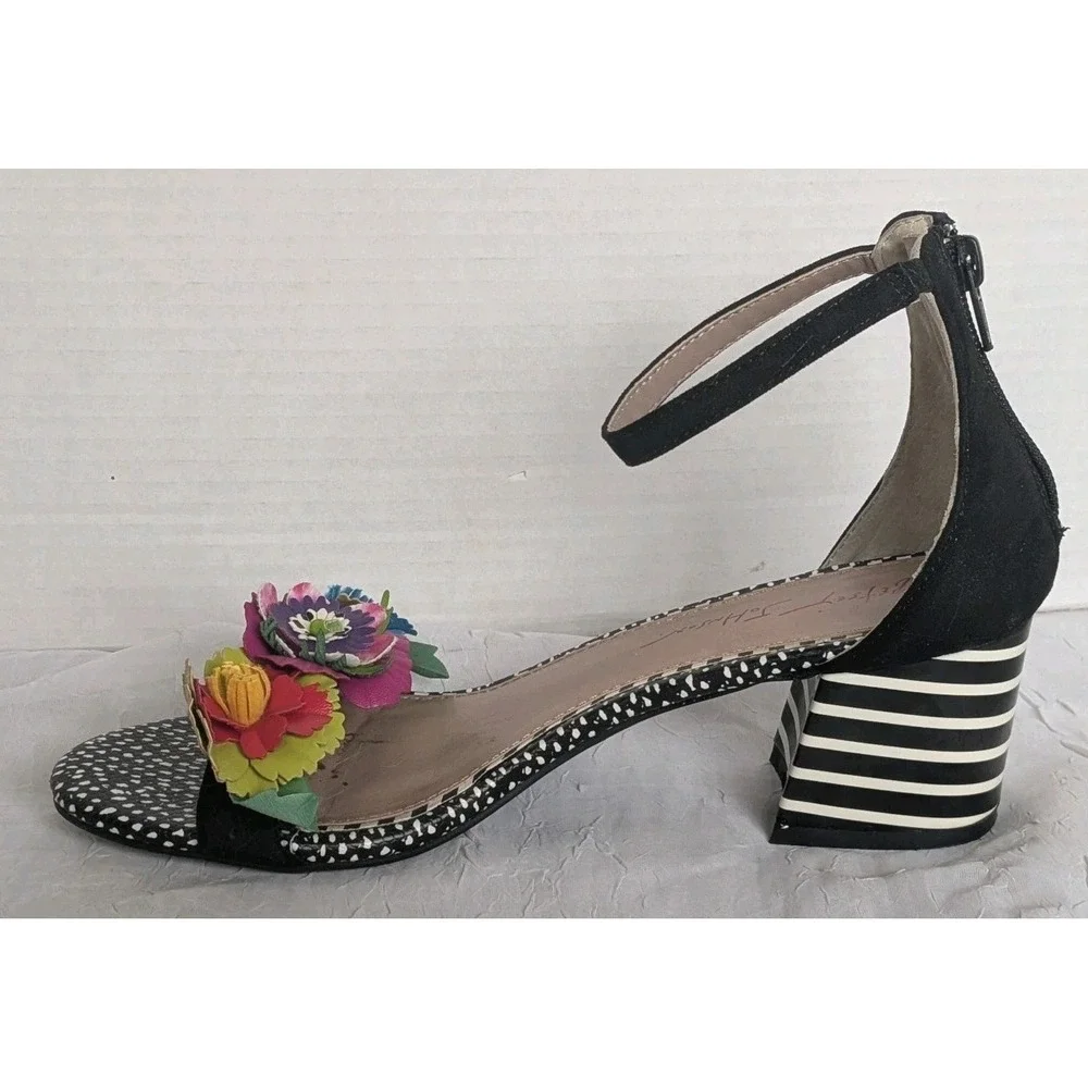 Betsey Johnson Lore Sandals Flowers Block Heels Floral Shoes Stripes Black Sz 8 - Picture 6 of 14